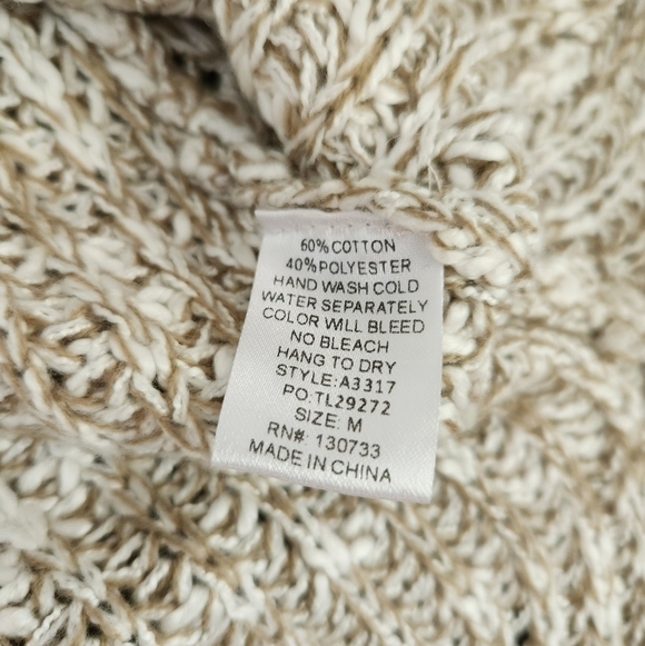 Umgee Chunky Cowl Tie Sweater Medium - Picture 6 of 6